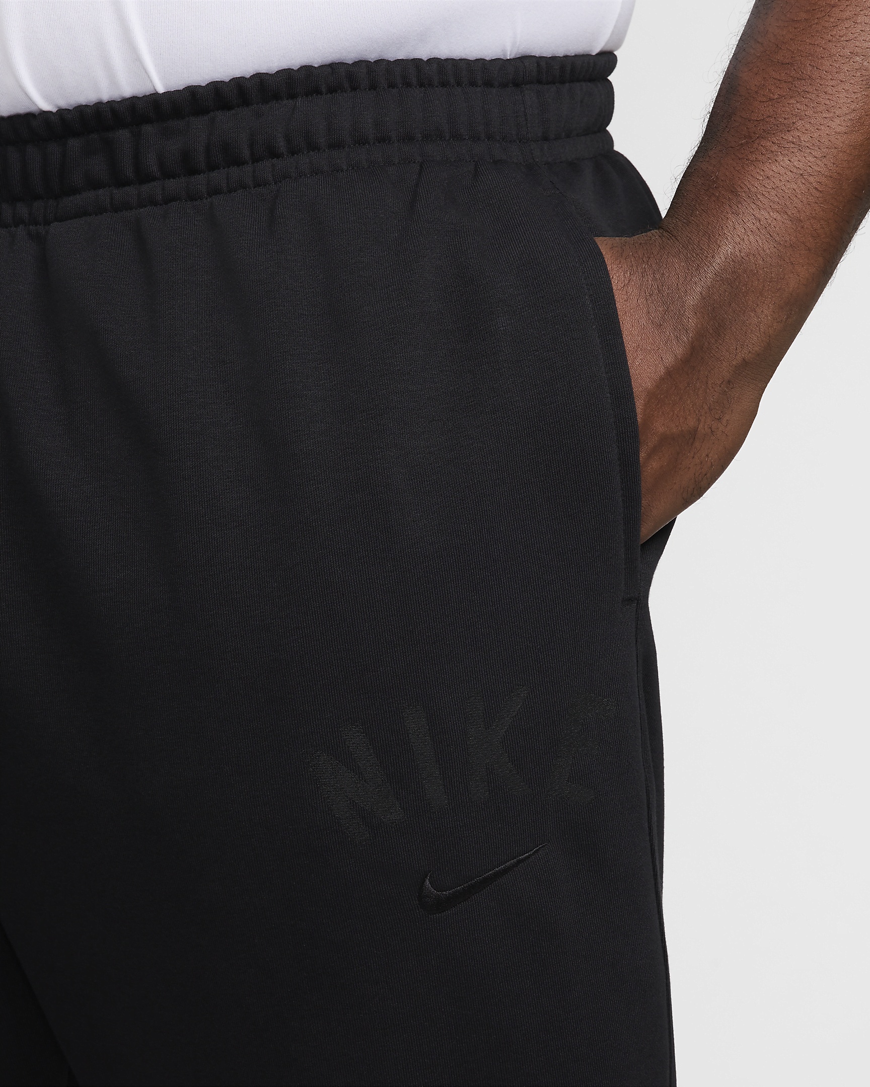 Nike Swoosh Men's Dri-FIT Fleece Fitness Joggers - 11