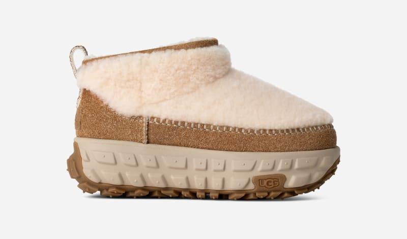 ® Venture Daze Ultra Mini Cozy Sheepskin/Leather Classic Boots in Natural 1