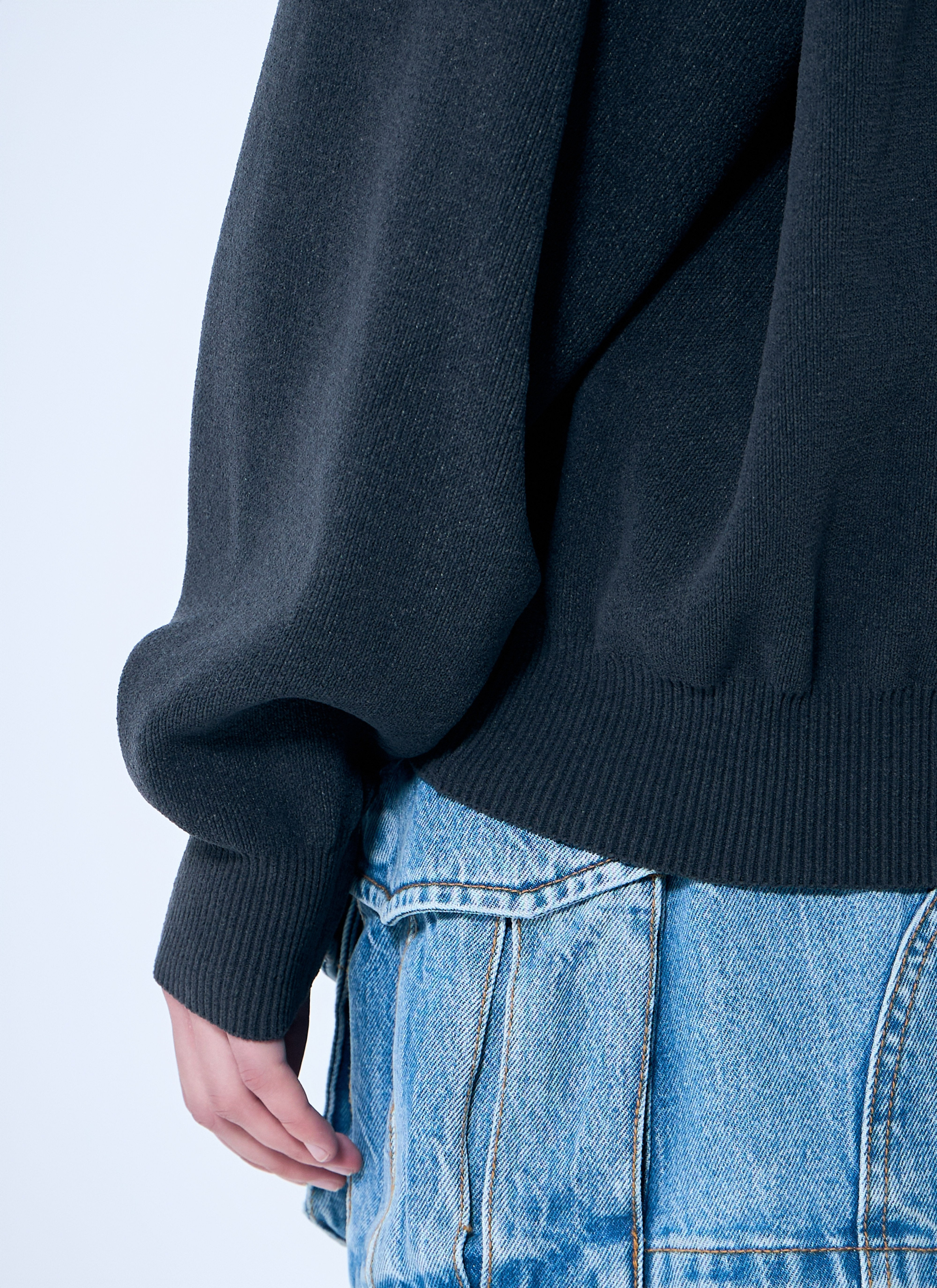 Alexander Wang Women Logo Embossed Sweater - 6