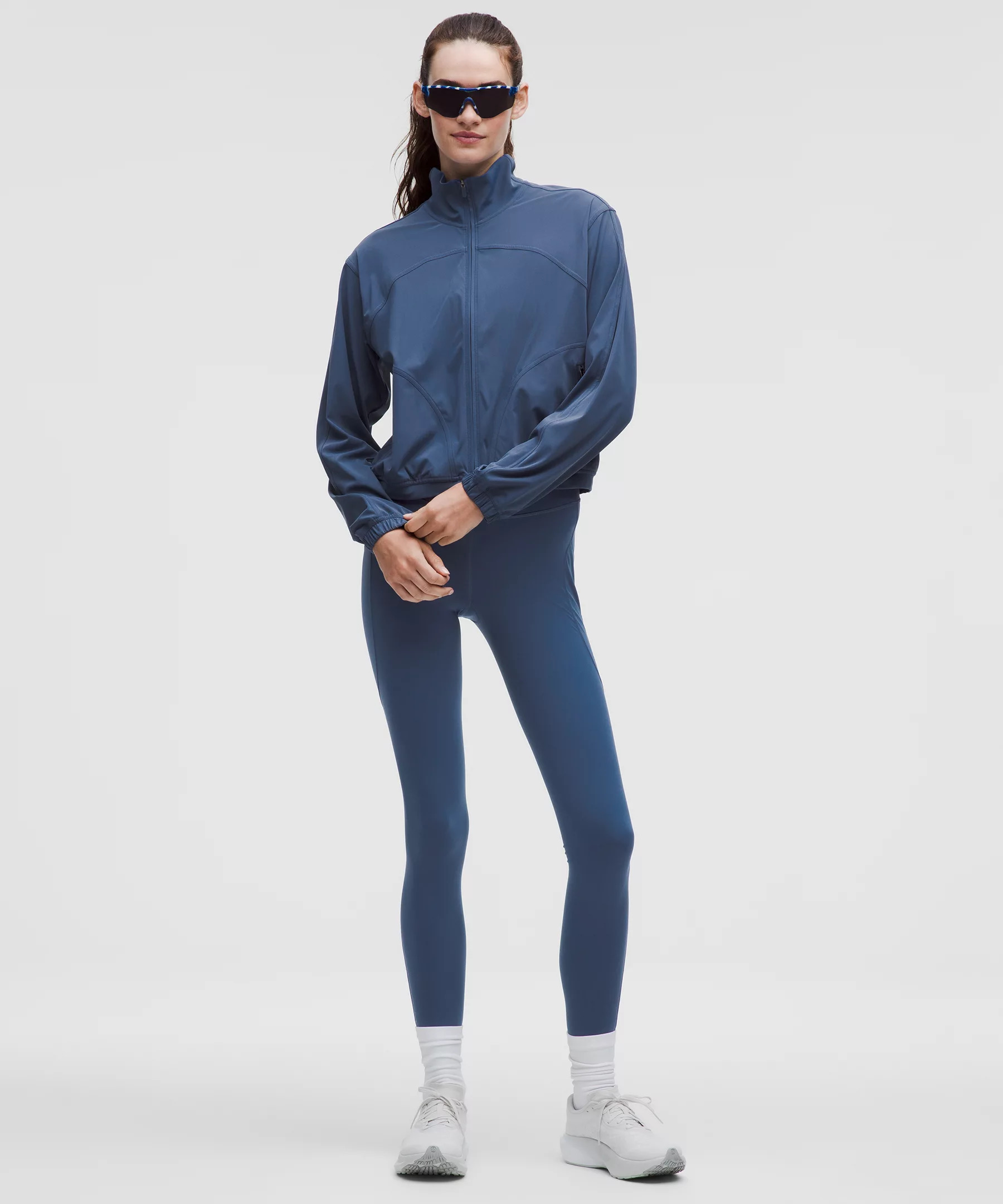Sleek Full-Zip Running Jacket - 2