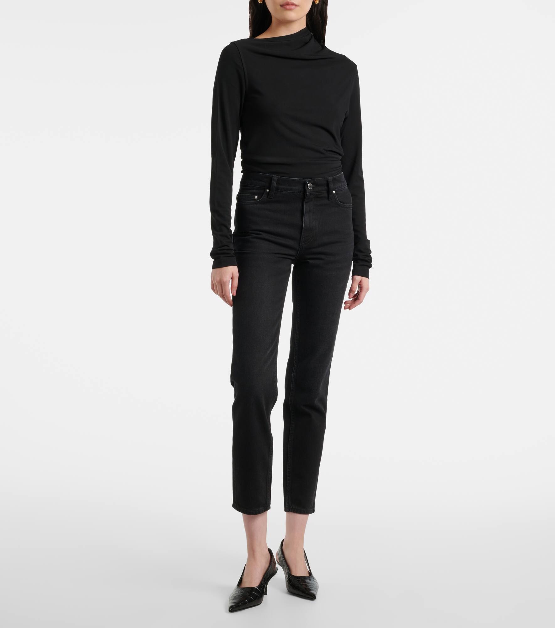 Low-rise tapered jeans - 7