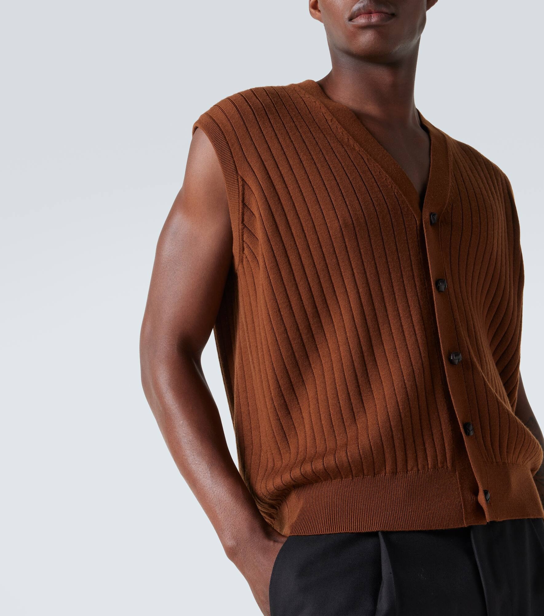 Ribbed-knit wool sweater vest - 5