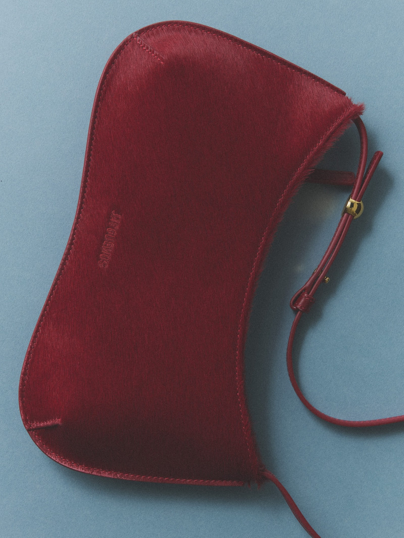 JACQUEMUS The Bisou outlook