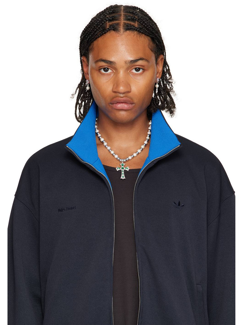 VEERT 'The Green Cross Freshwater Pearl' Necklace outlook