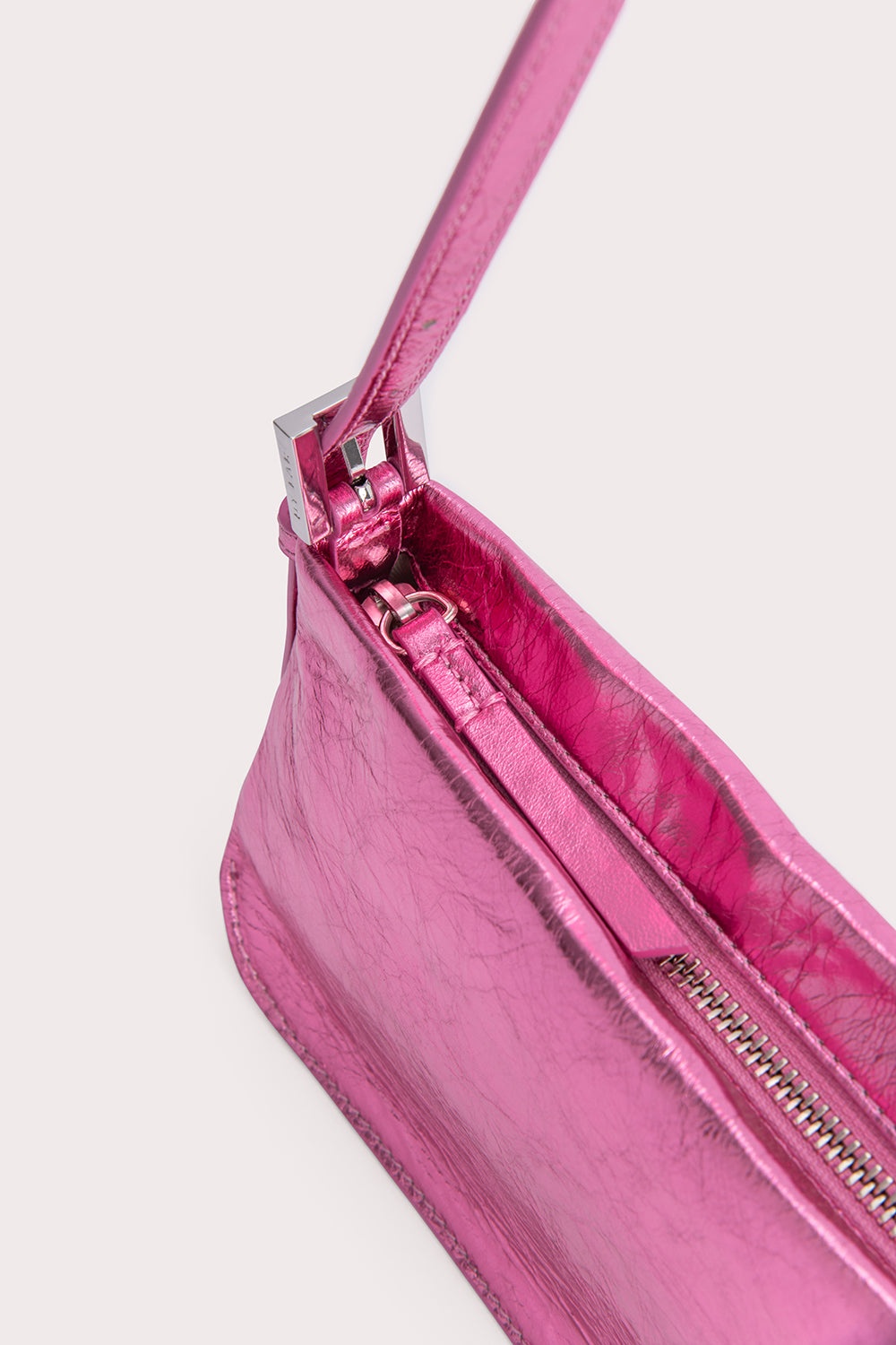 Dulce Lipstick Metallic Leather 6