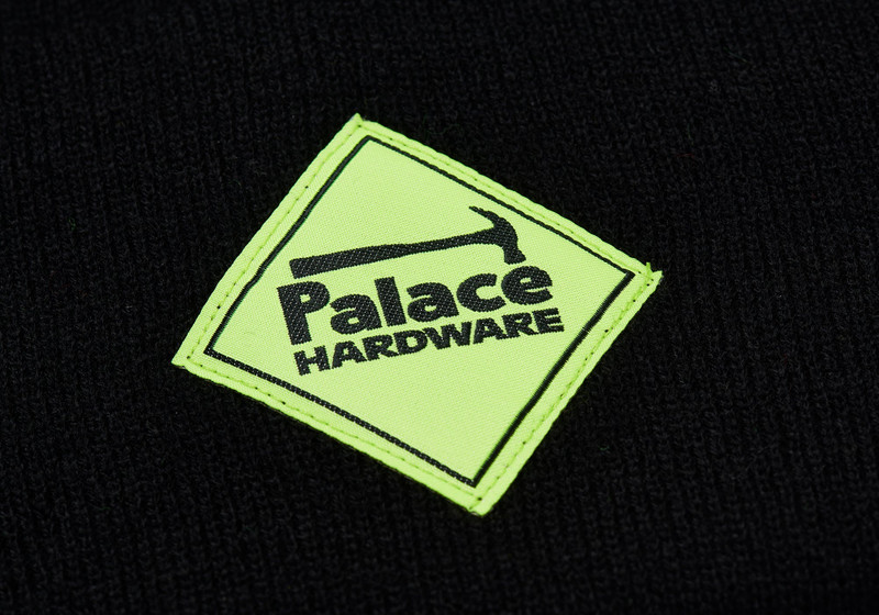 PALACE PALACE HARDWARE BEANIE BLACK outlook
