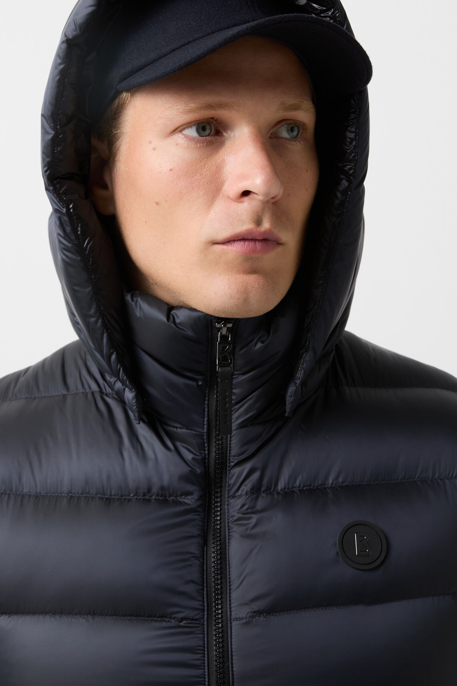 Holger down vest in Dark blue - 7
