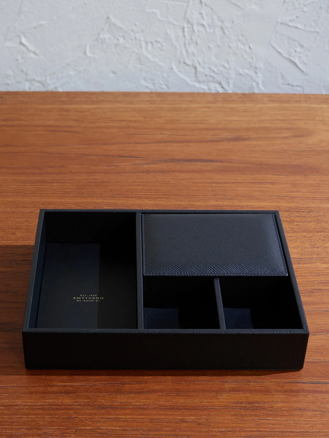 Valet Panama Cross-Grain Leather Tray - 1