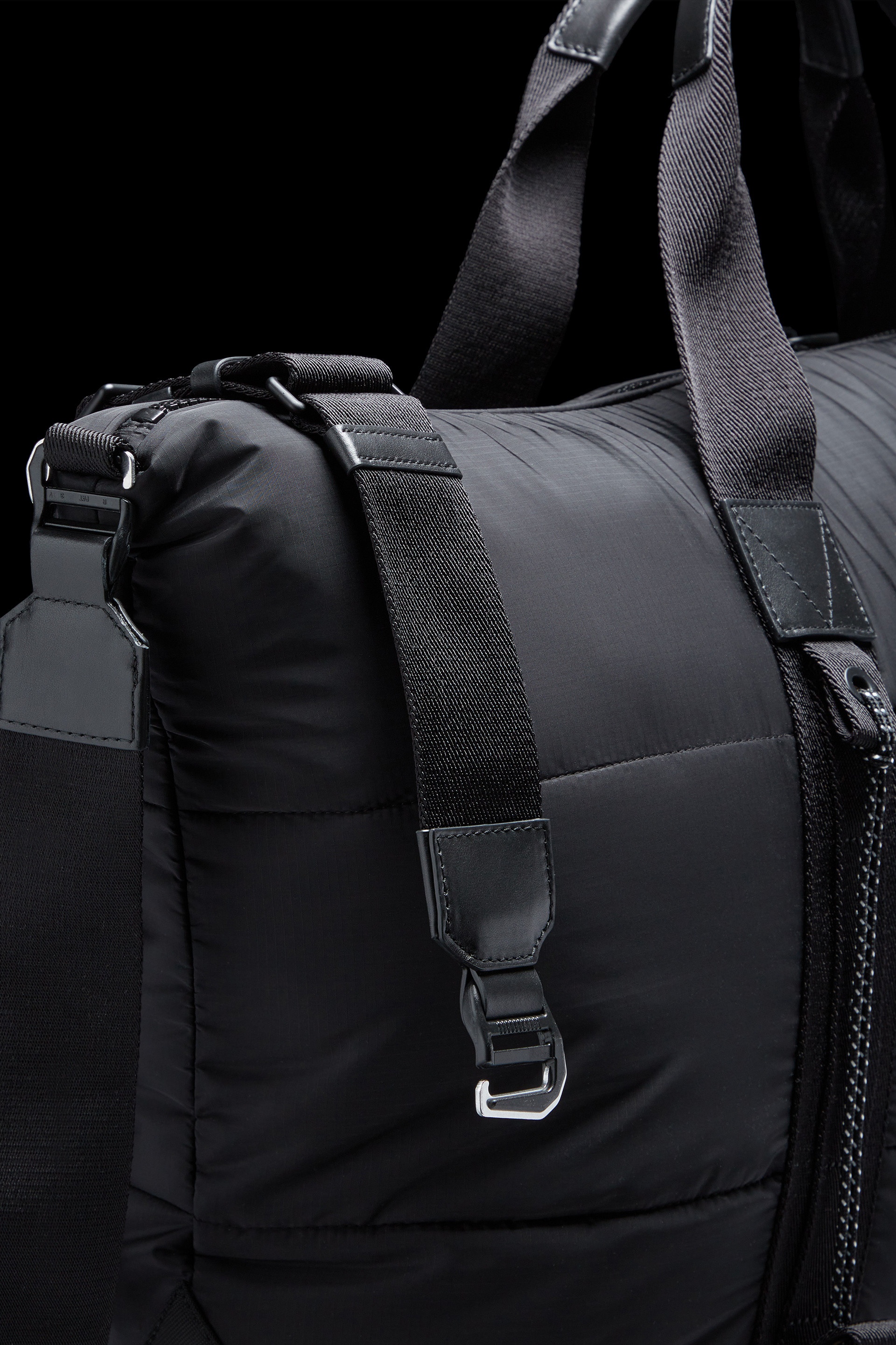 Moncler Makaio Duffle Bag | REVERSIBLE