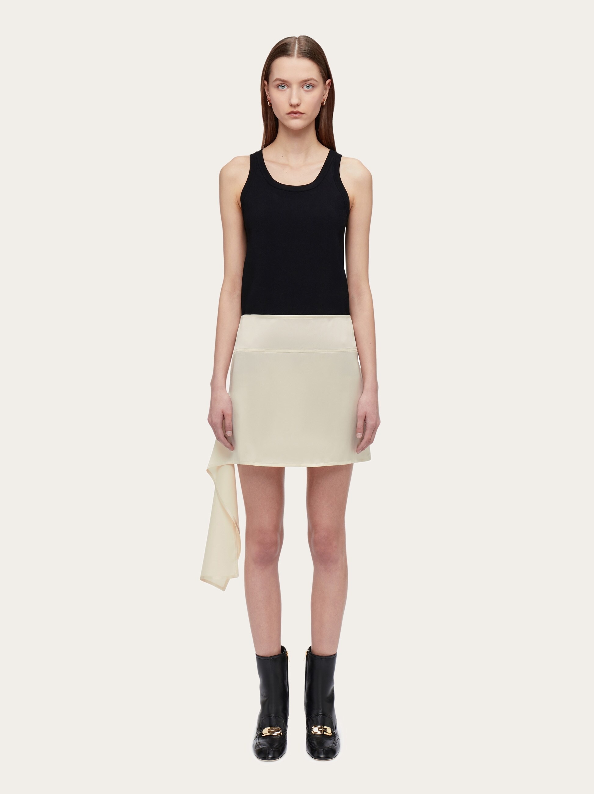 Asymmetric mini skirt - 6