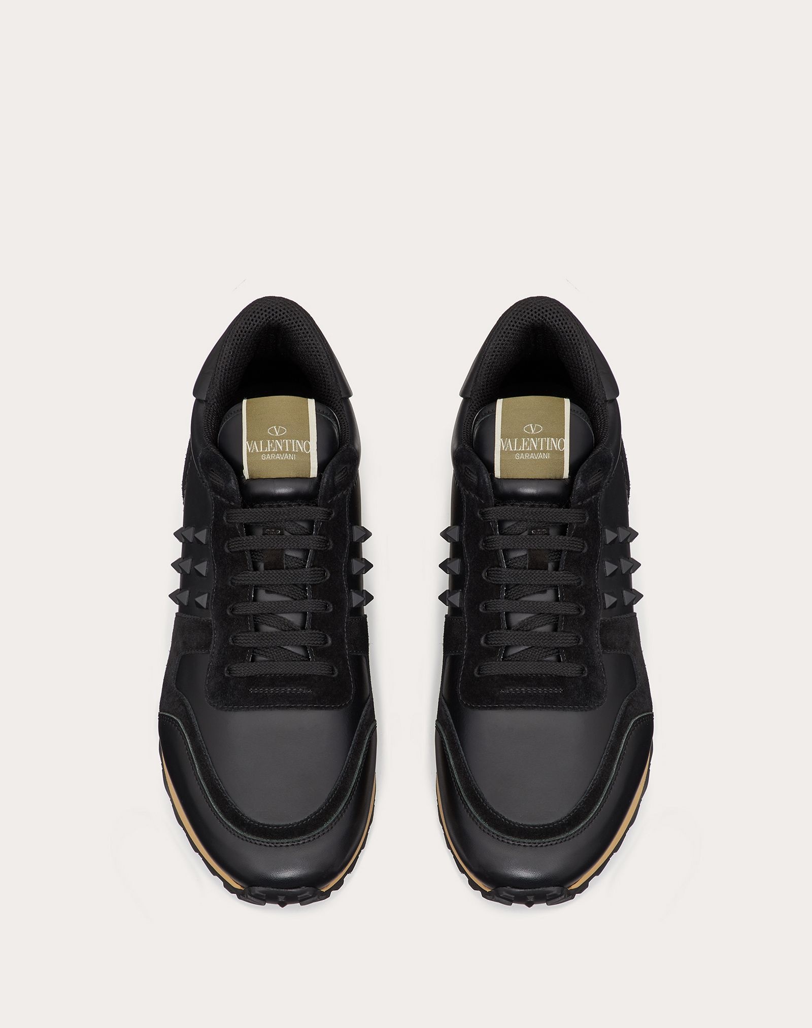 ROCKSTUD CALFSKIN SNEAKER - 4