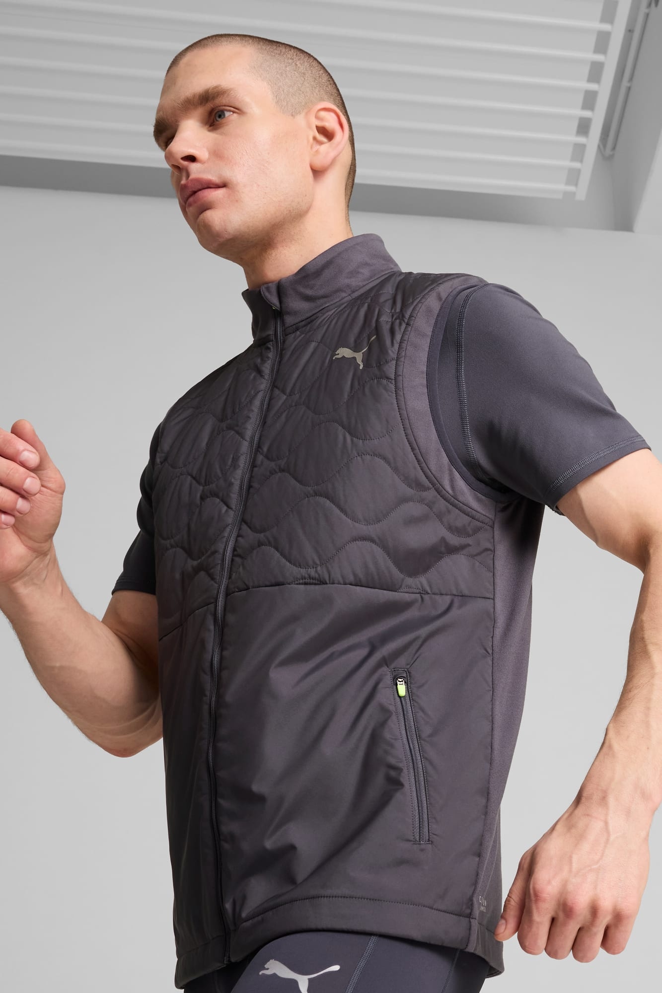 RUN CLOUDSPUN WRMLBL Men's Running Gilet - 3
