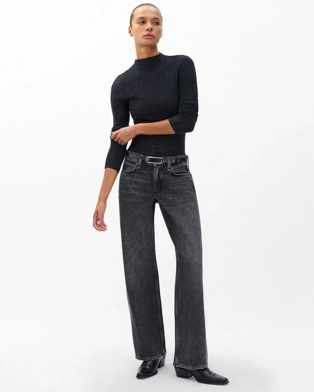 Saige Low-Rise Full Relaxed Straight Jeans - 3