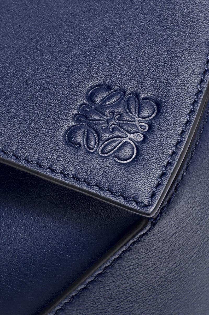 Small Puzzle bumbag in classic calfskin 6