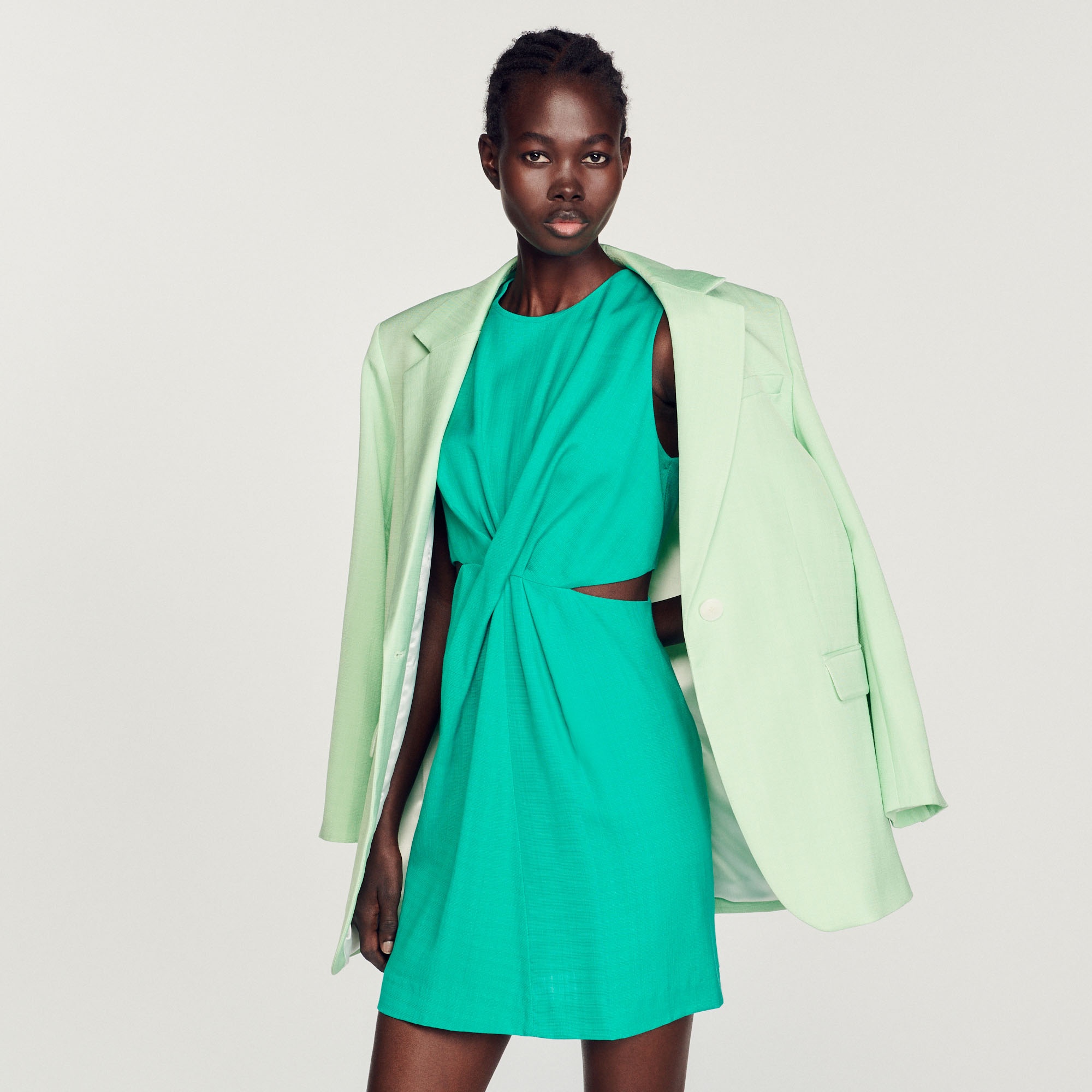 Short draped dress with cut-outs - 5