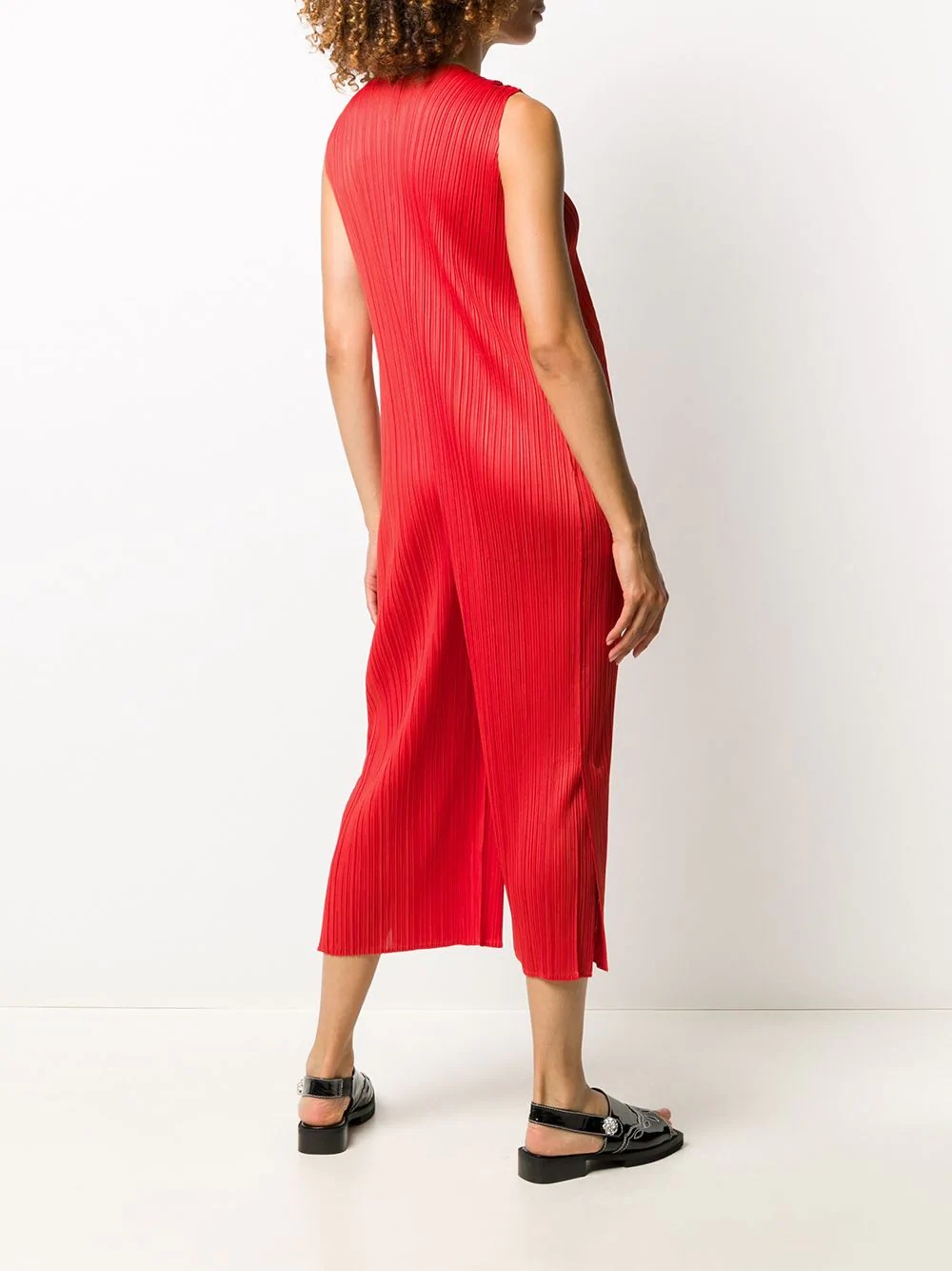 V-neck pleated jumpsuit - 4