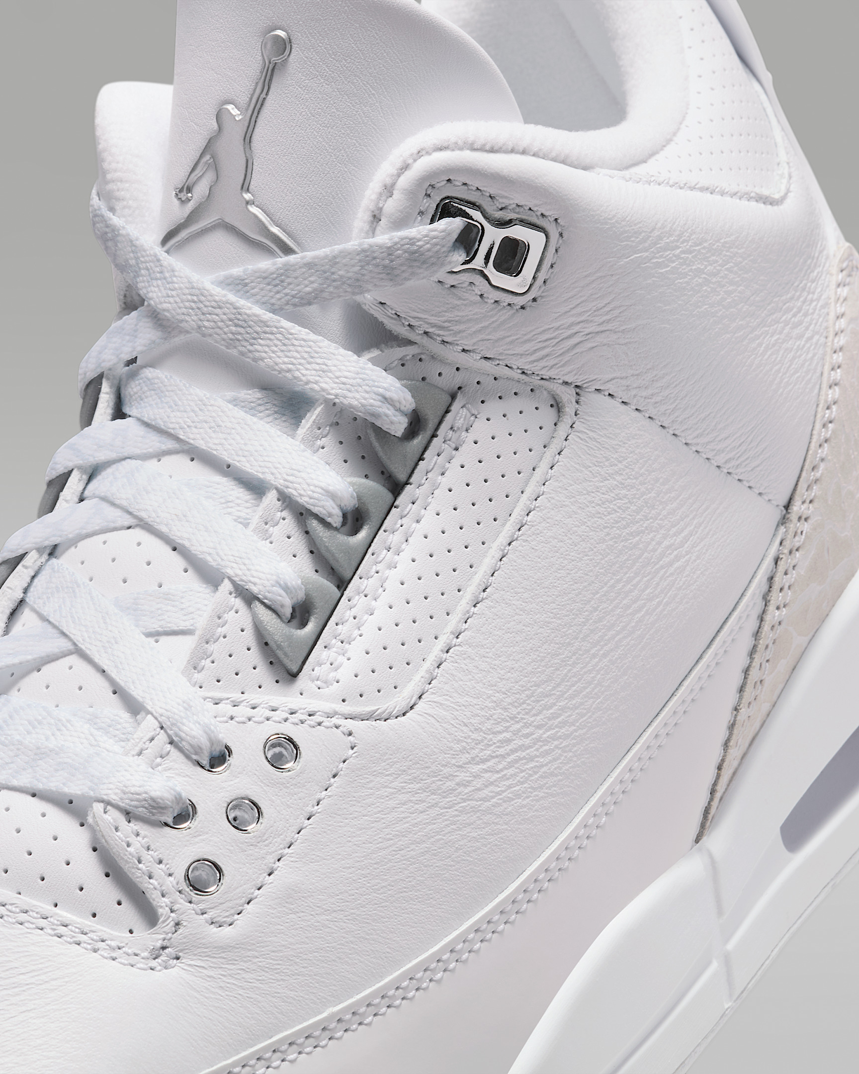 Air Jordan 3 Retro Men's Shoes - 7