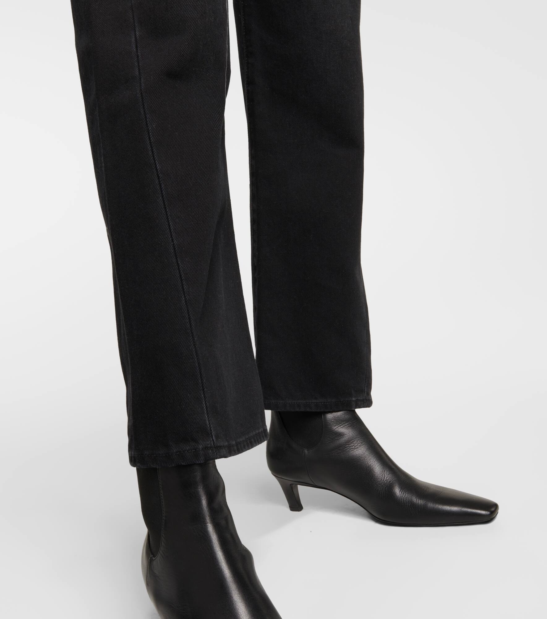 Mid-rise straight jeans - 6