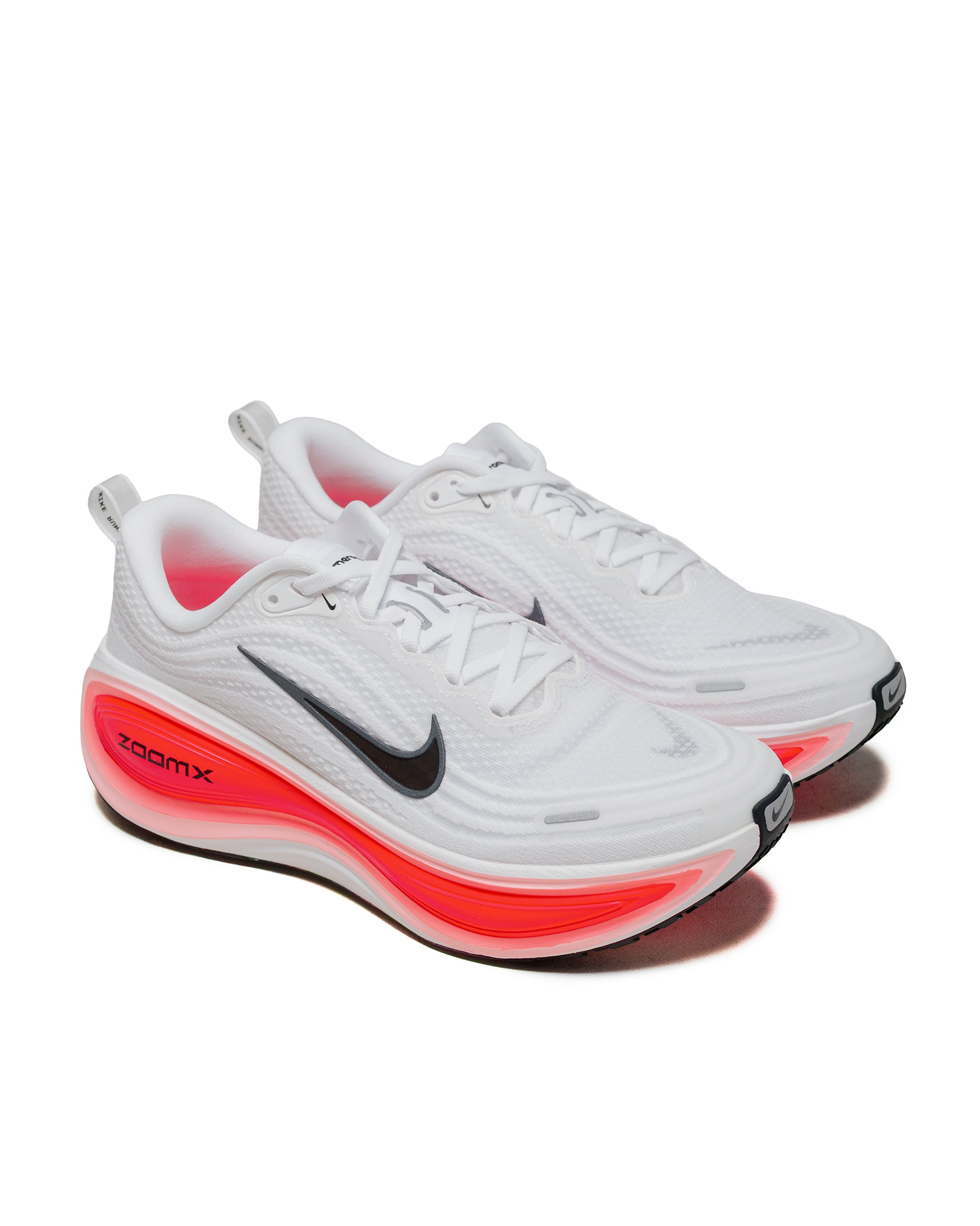 Vomero Plus White/Bright Crimson/Metallic Silver - 2