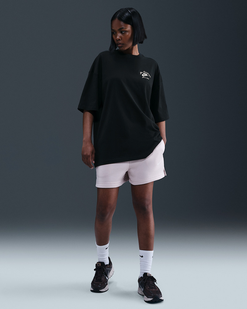 Nike Sportswear Women's Oversized T-Shirt 4
