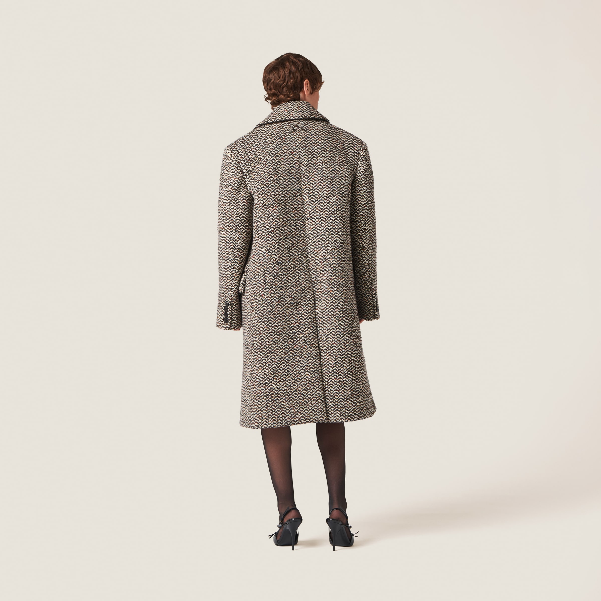 Double-breasted bouclé coat - 3