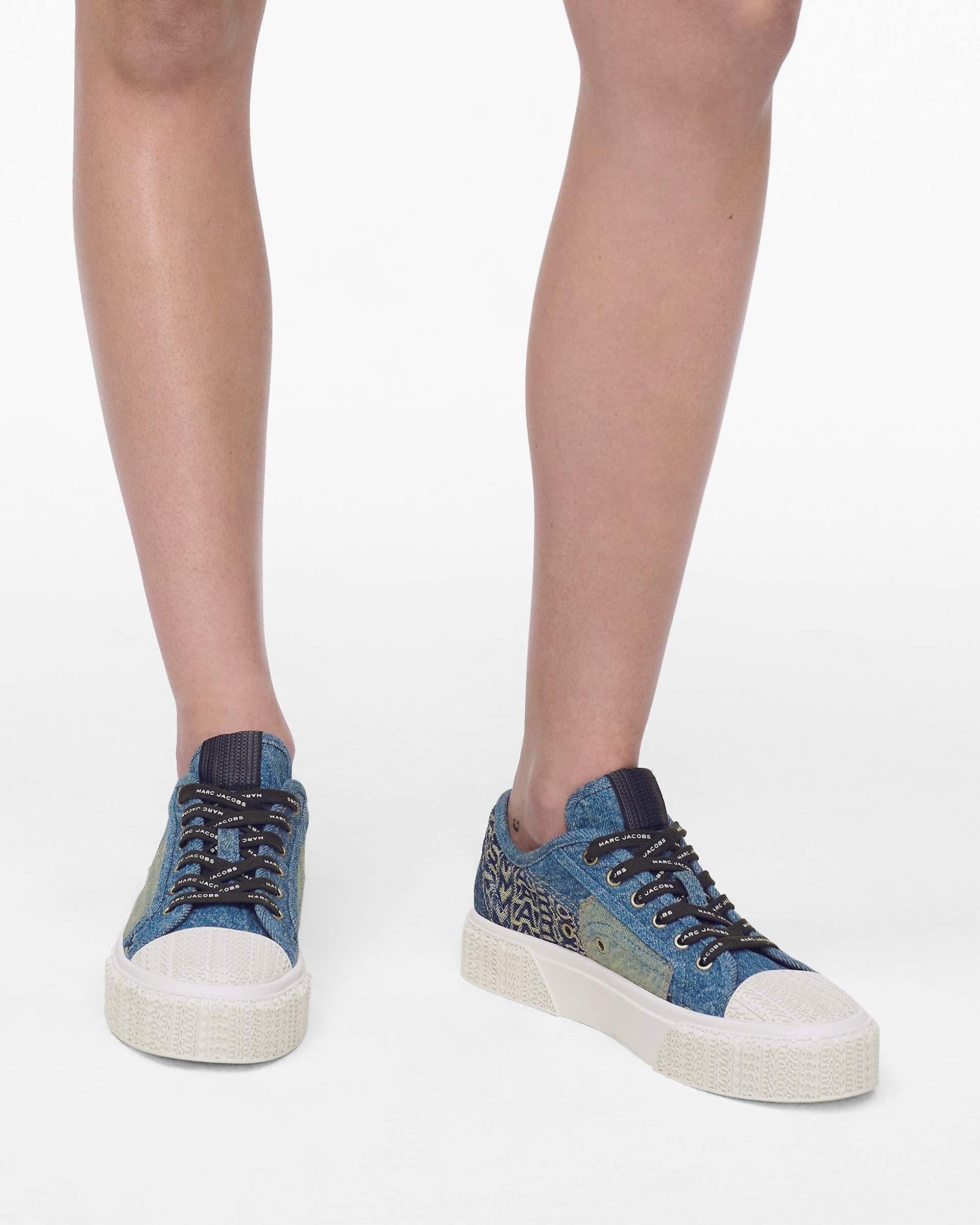 THE SNEAKER - 2