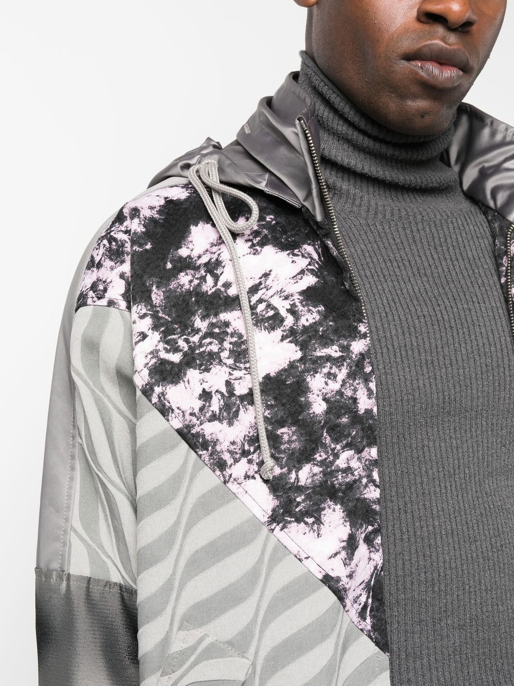 graphic-print hooded jacket - 5