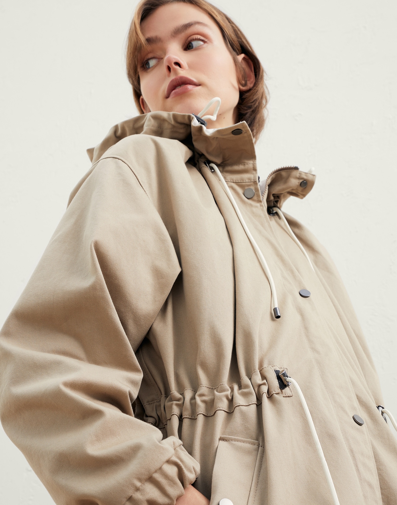 Cotton gabardine parka with shiny eyelets - 3