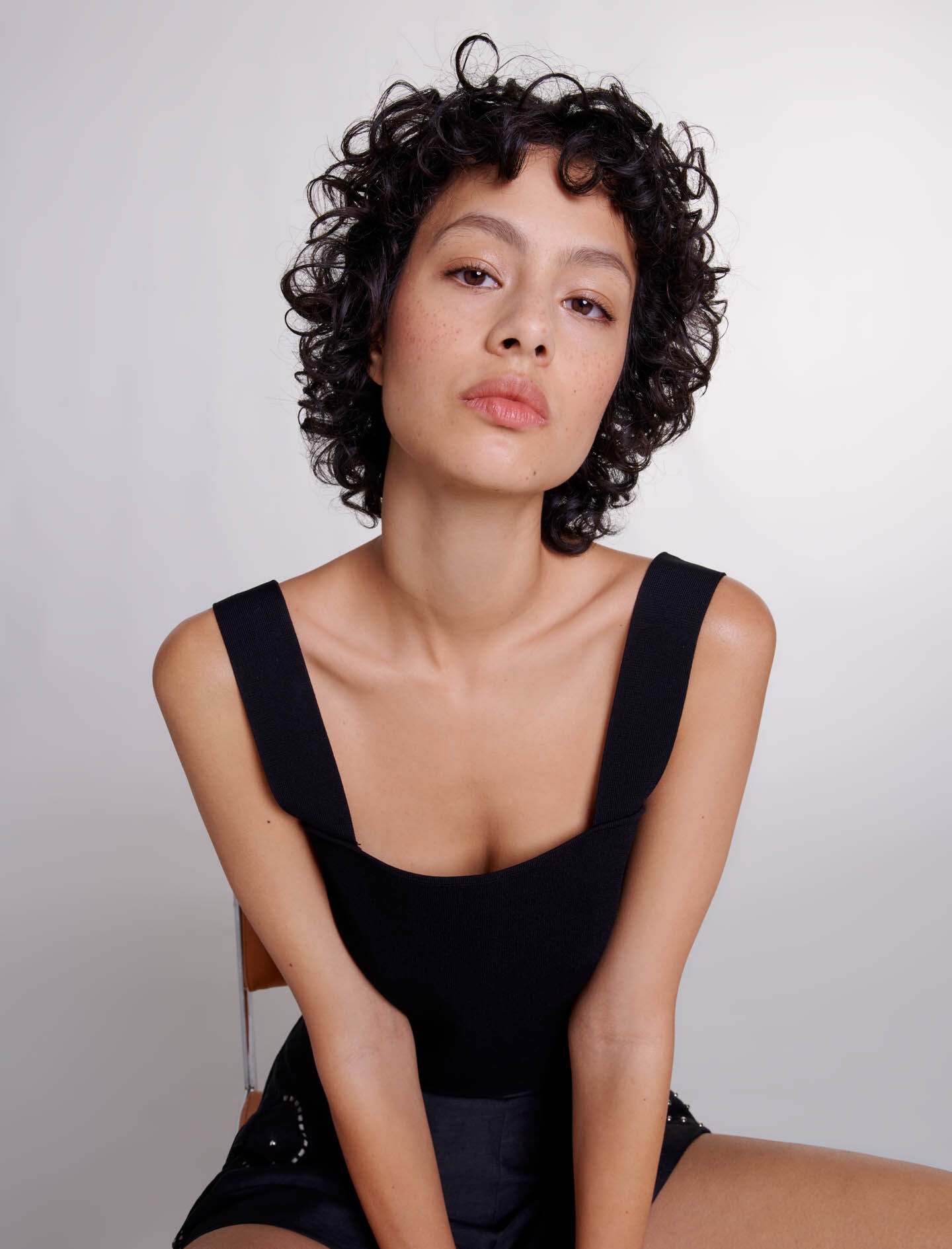 Knitted crop top with straps - 3