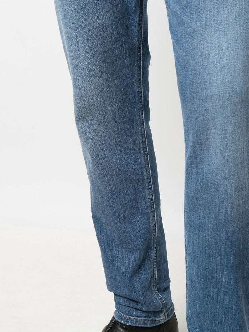 2005 skinny-cut jeans 5