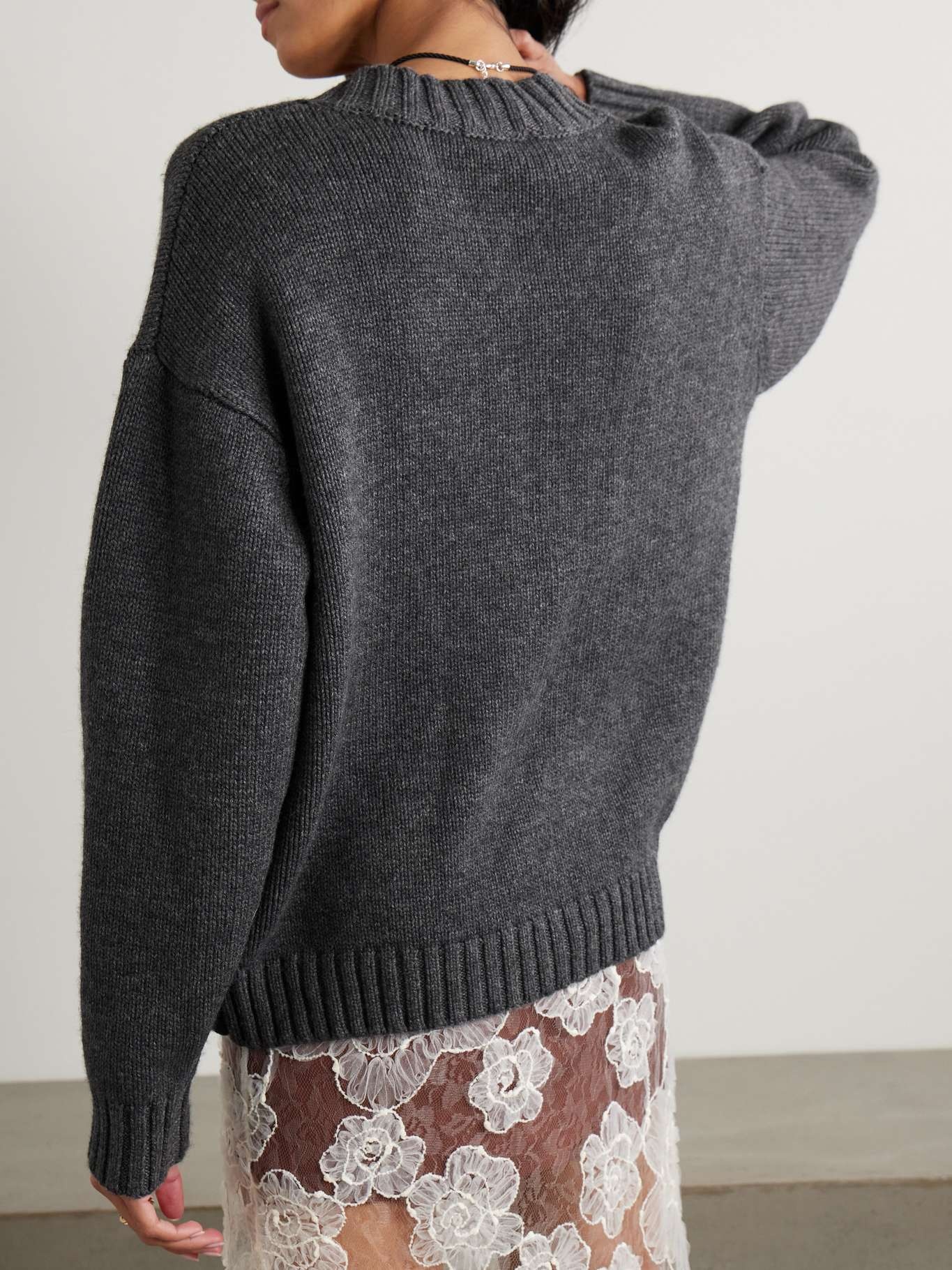 Wool and cashmere-blend sweater - 3