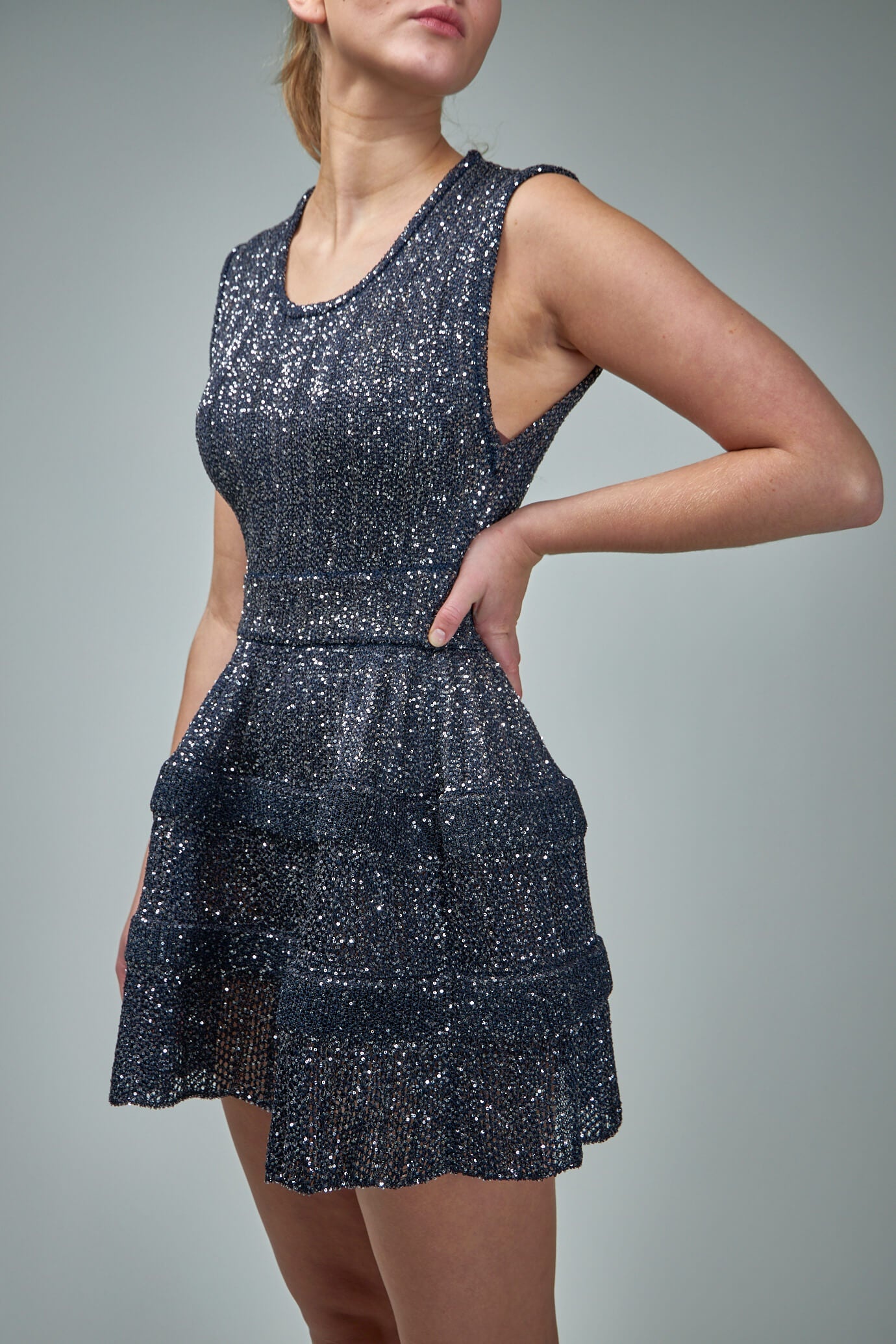 ワンピース ALAIA SEQUINS KNIT DRESS 49976983jp_999_f.jpg?impolicy=