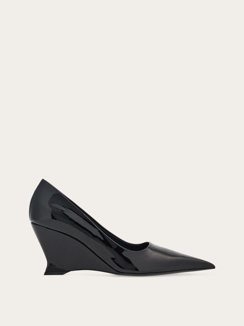 PUMP SHOE WITH WEDGE HEEL 1