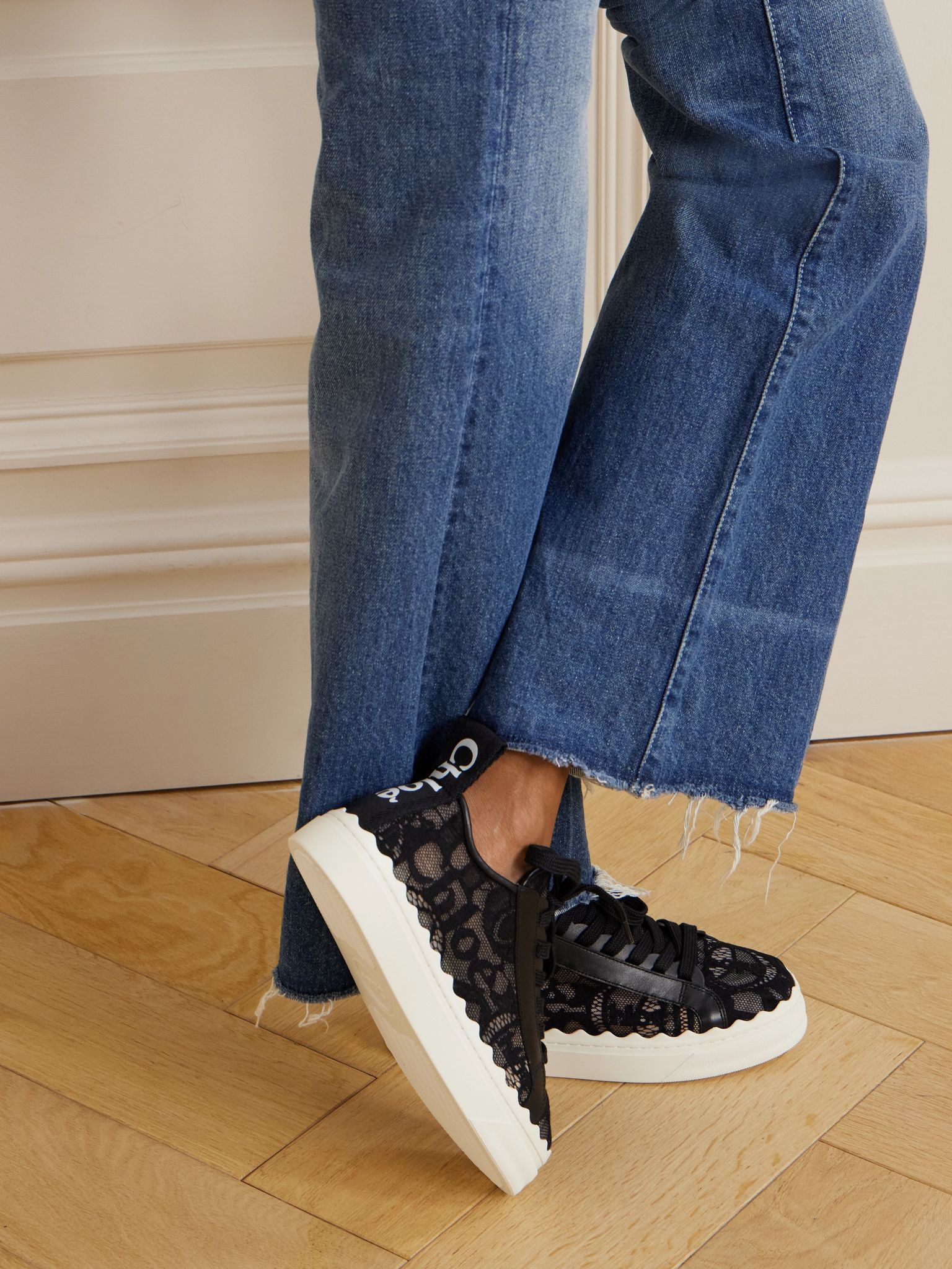 Lauren scalloped logo-detailed lace and leather sneakers Black - 2