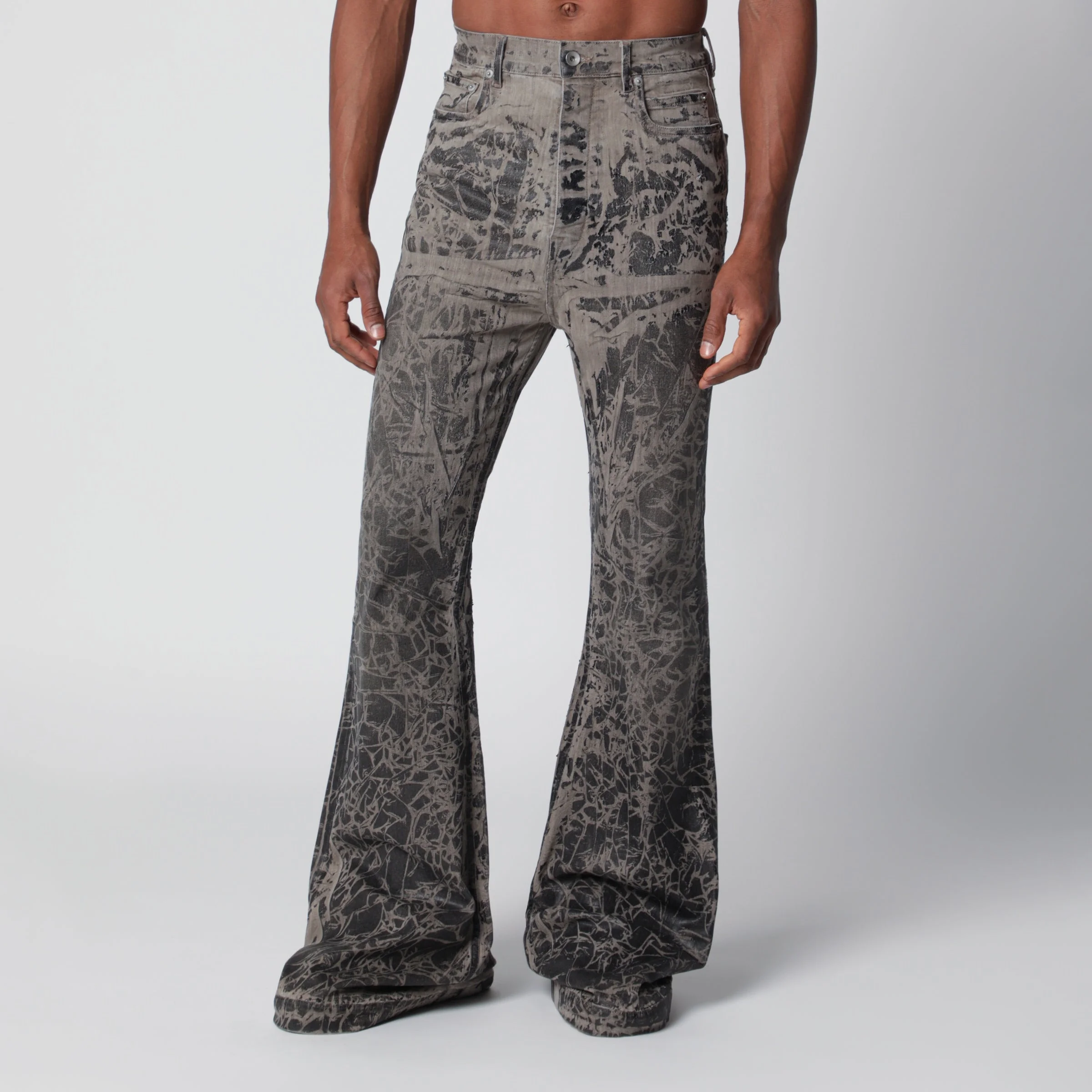 Concordians Bolan Bootcut high-rise jeans in black denim - 1