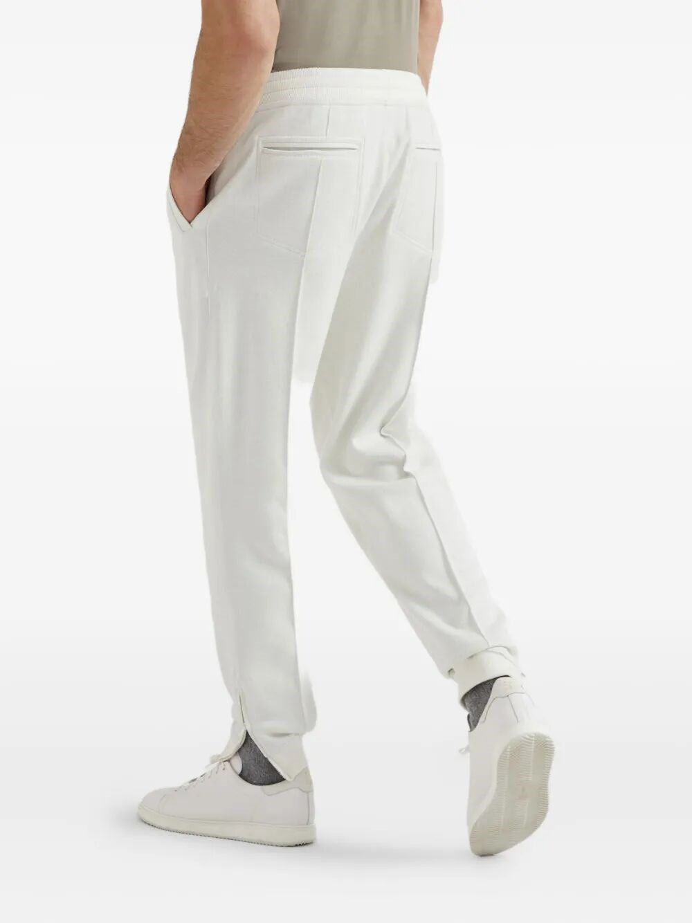 Brunello Cucinelli Men Pants - 3