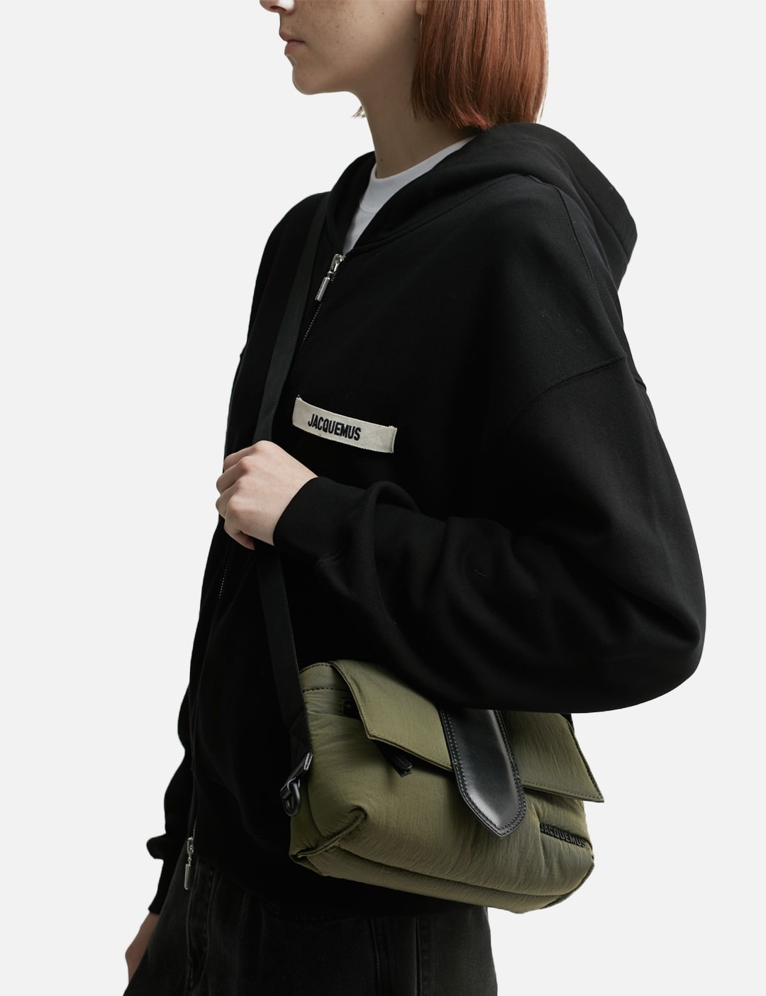 【Jacquemus】LE PETIT MESSENGER BAMBIN◆245BA3733174 bag-1-1-94ae3.jpg?fit=max&w=