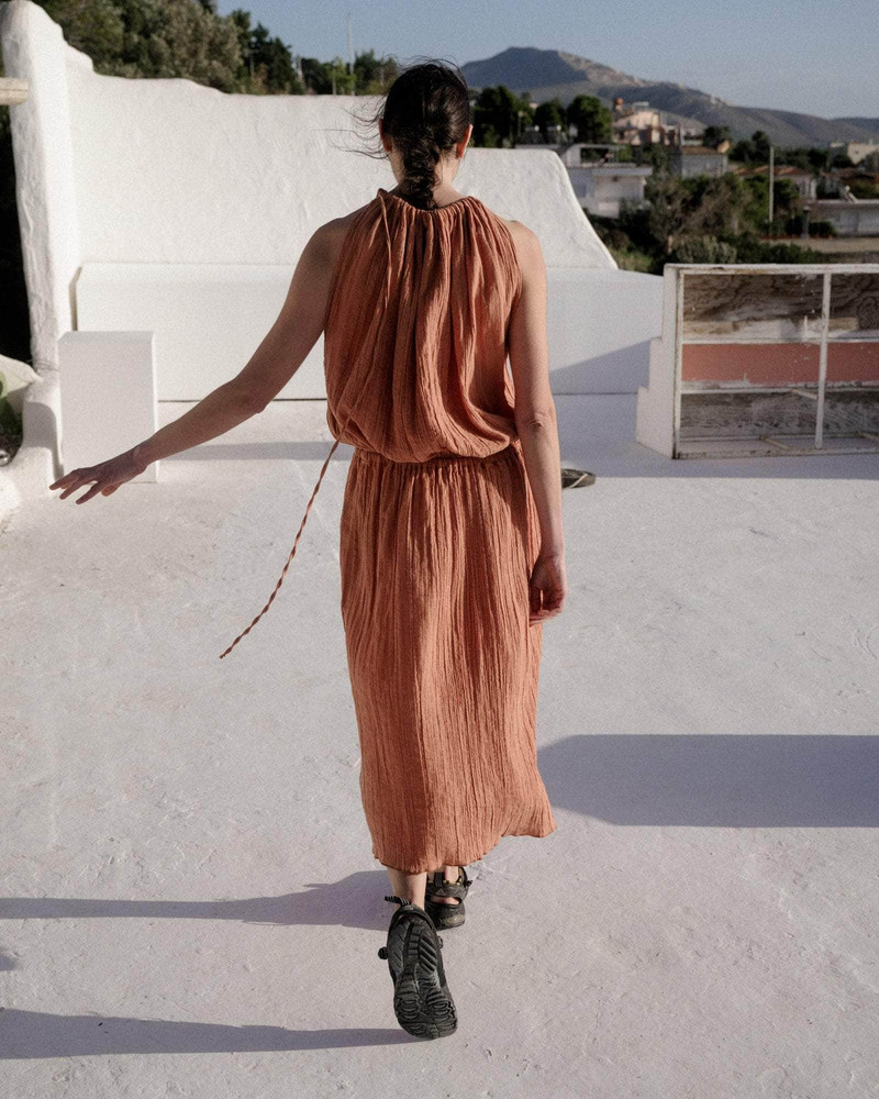 BASERANGE Diph Dress - Crinkle Linen outlook