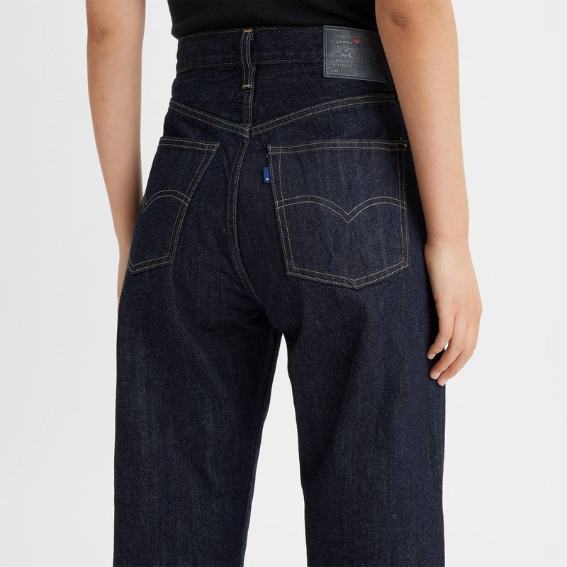 WOMEN'S BARREL JEANS 6
