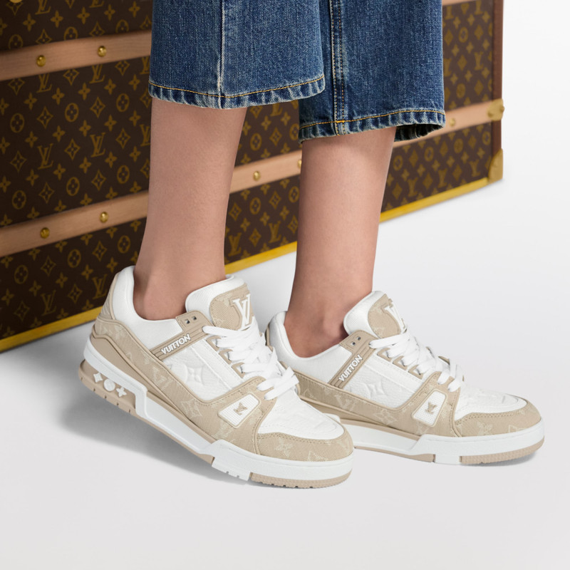 LV Trainer Sneaker 7