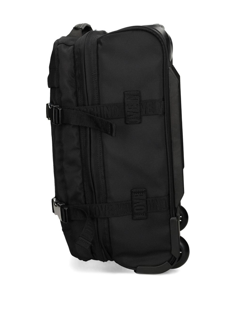 logo plaque luggage 3