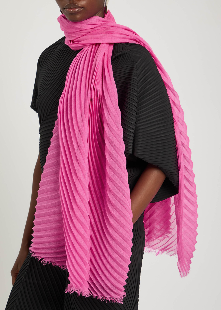Issey Miyake Pleated Fine-knit Scarf - 2