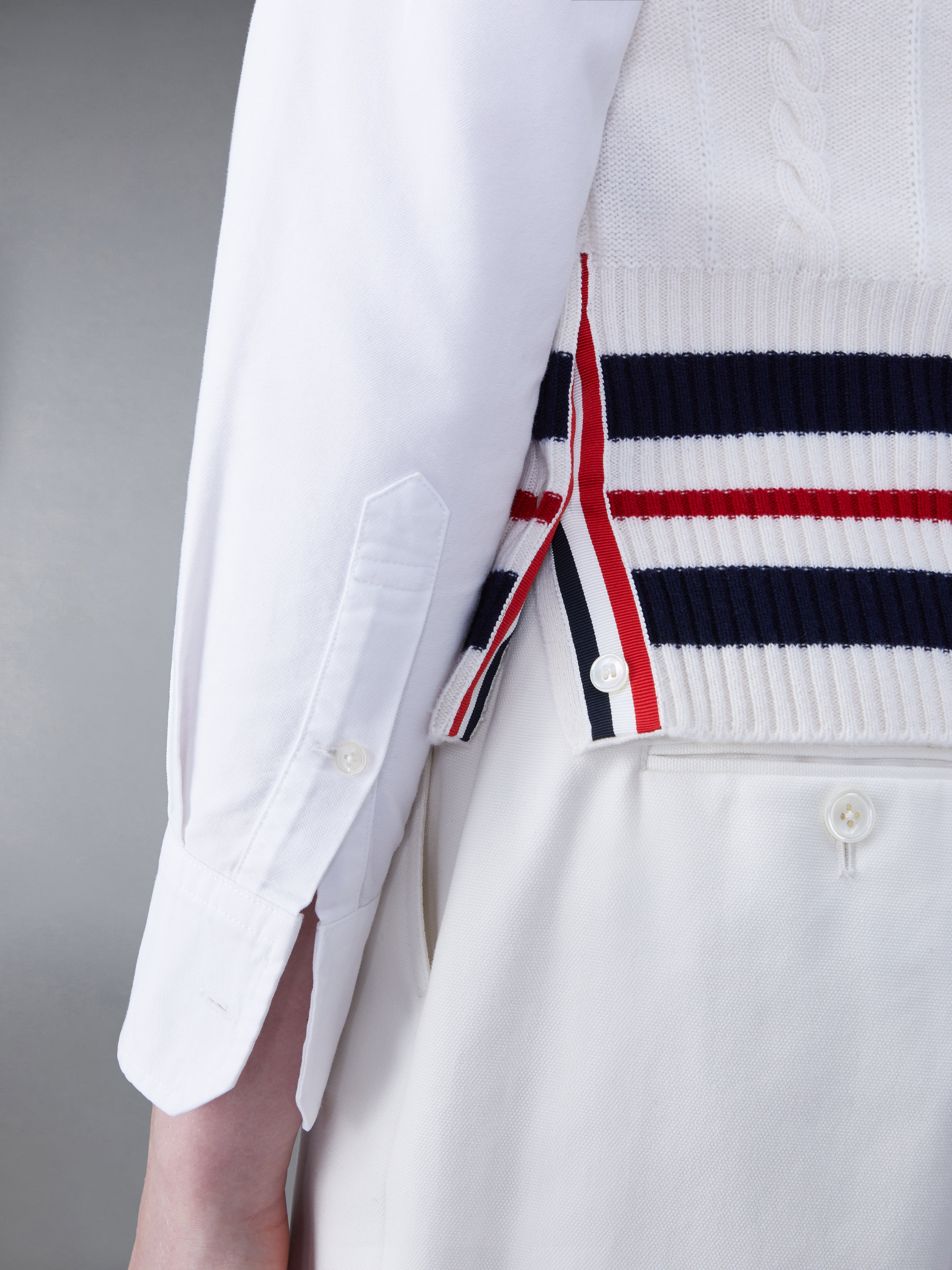 Cashmere Cable V-Neck Vest - 5