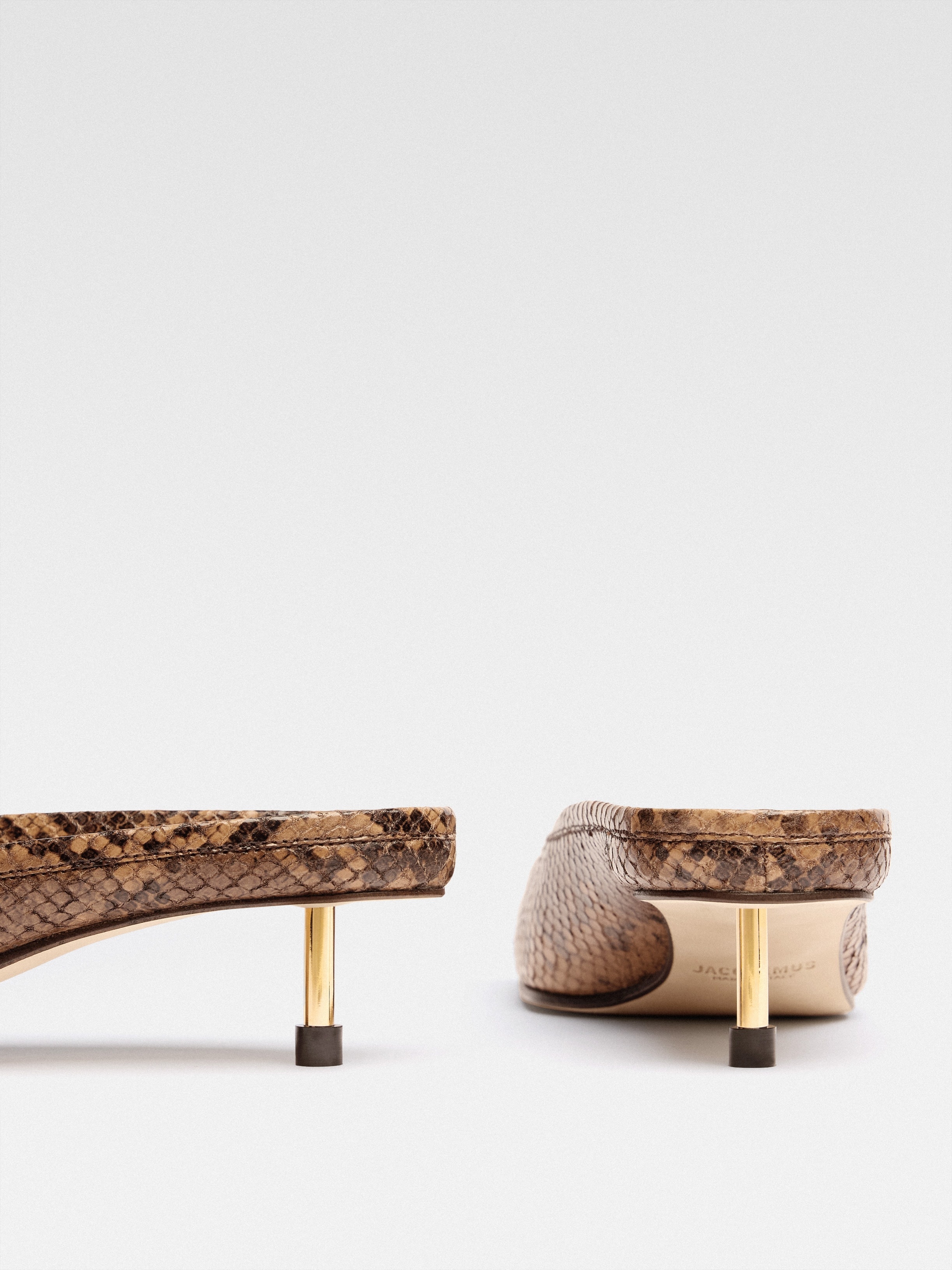 JACQUEMUS The low Ballet mules | REVERSIBLE