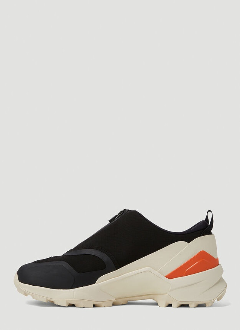 Y-3 Swift R3 Terrex Sneakers in Black outlook