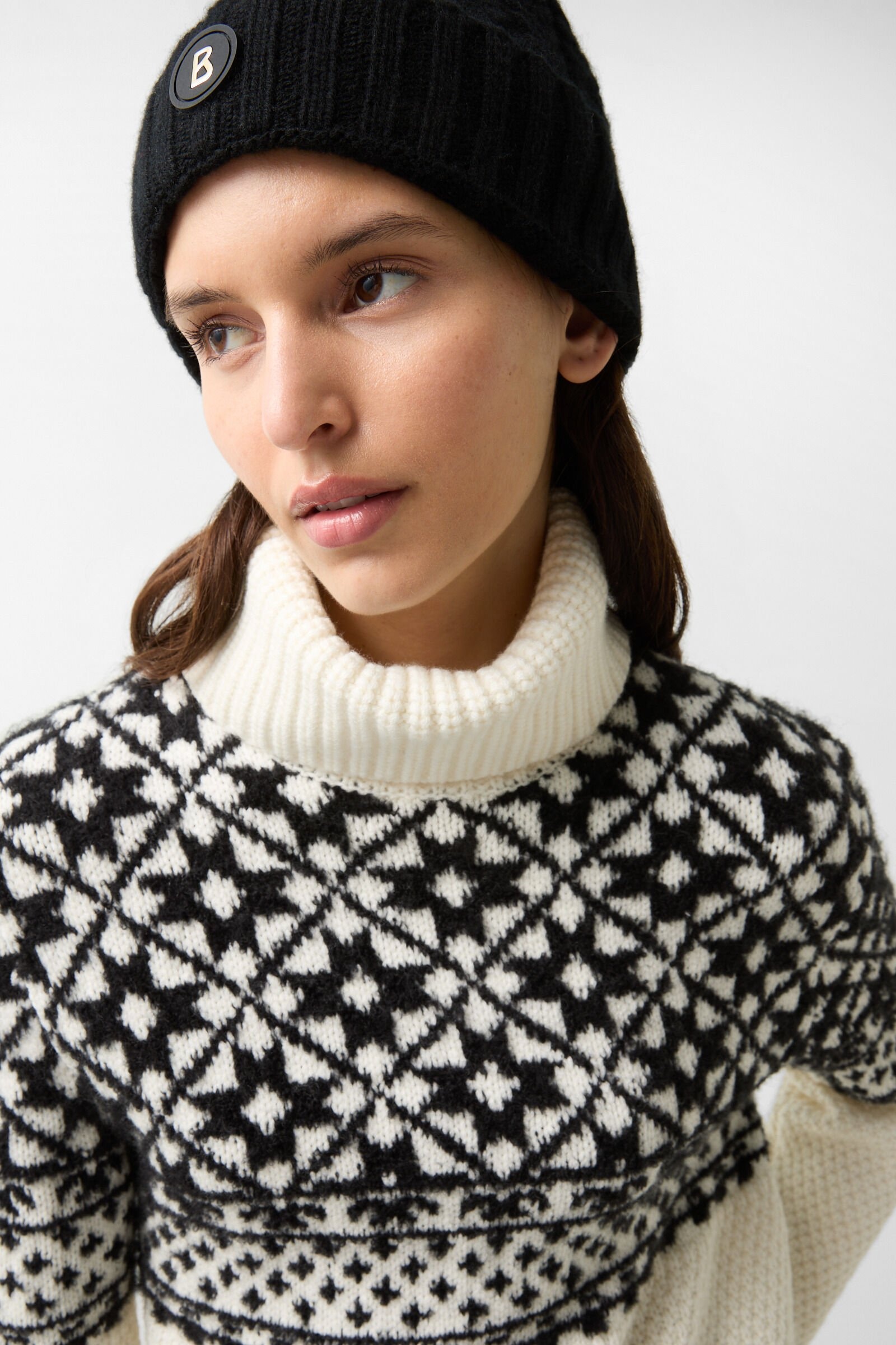 Nadia Turtleneck sweater in Off-white/Black - 3