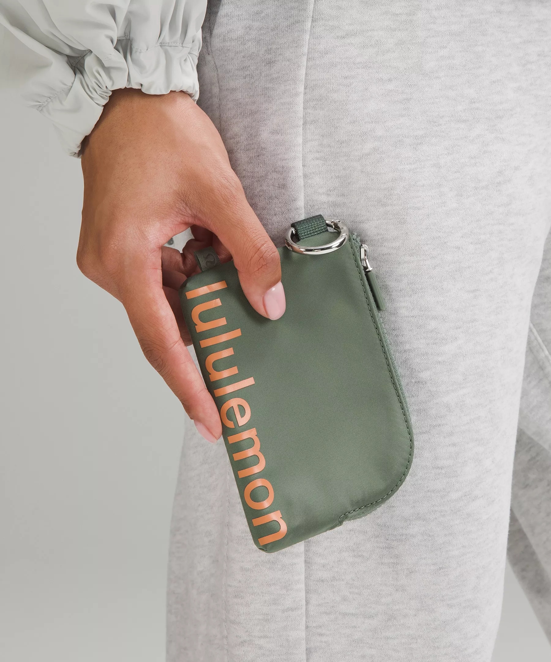 Clippable Card Pouch - 5