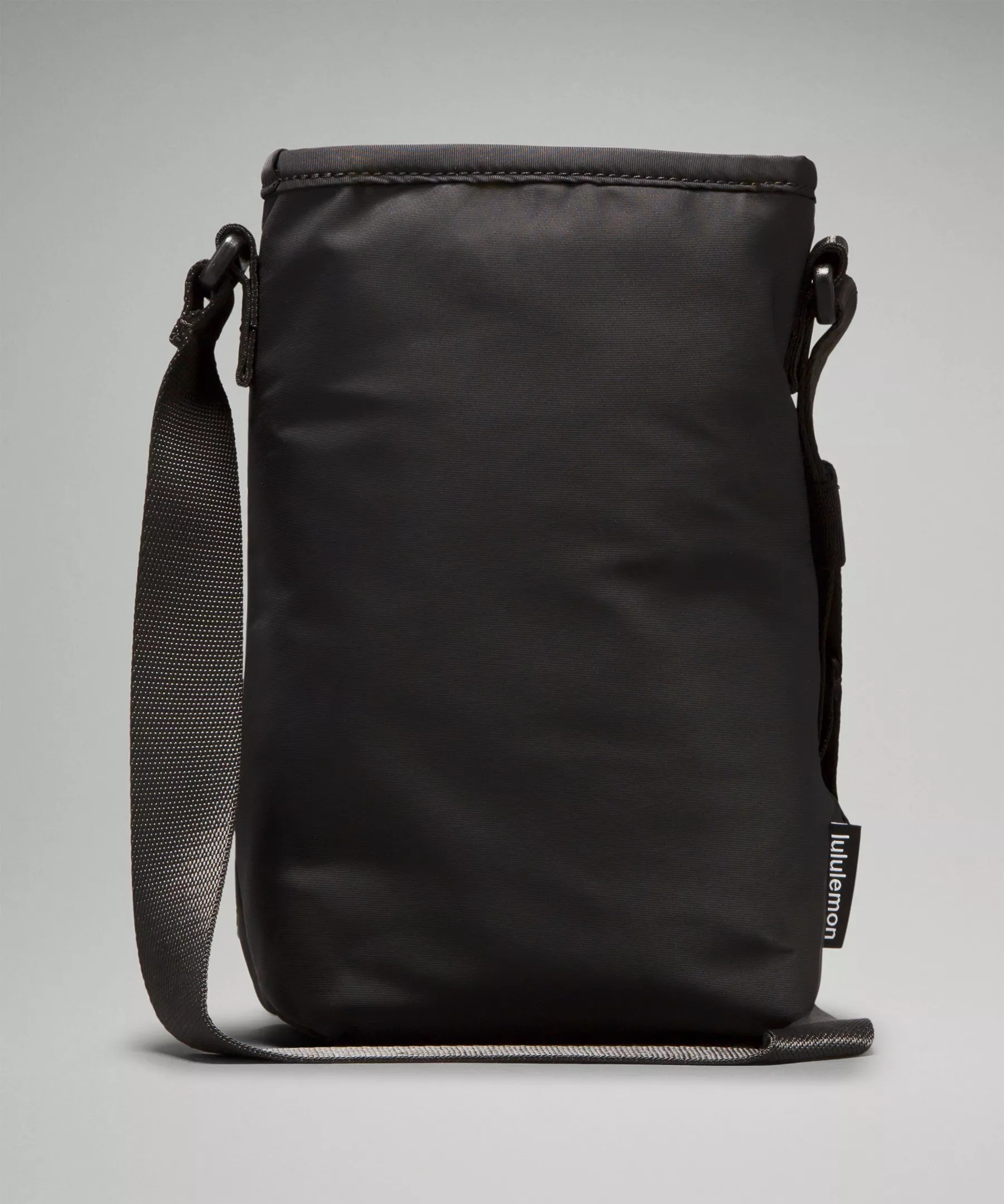 Water Bottle Crossbody with Front Pocket 2L - 3