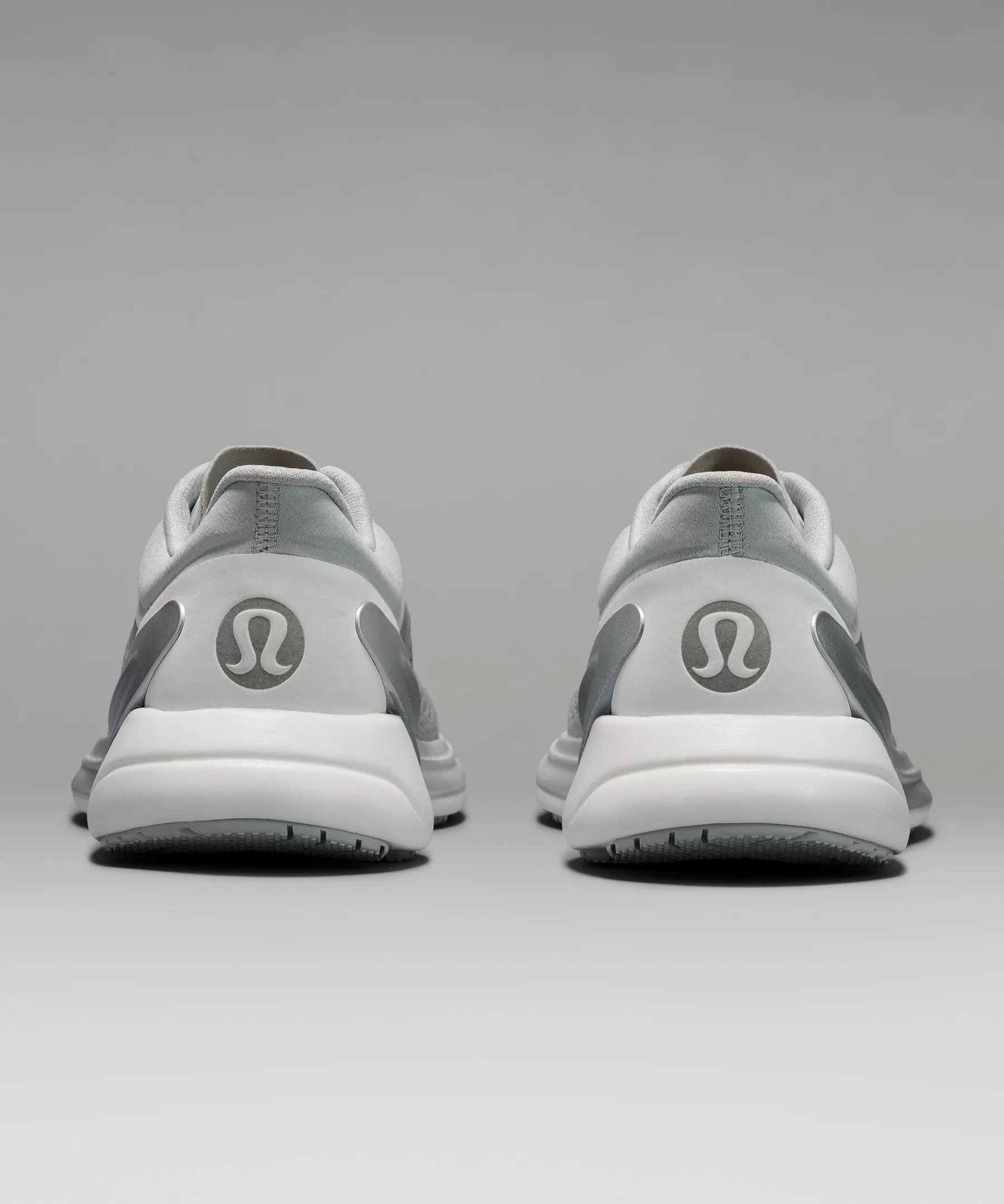 Women's Blissfeel Running Shoe - 6