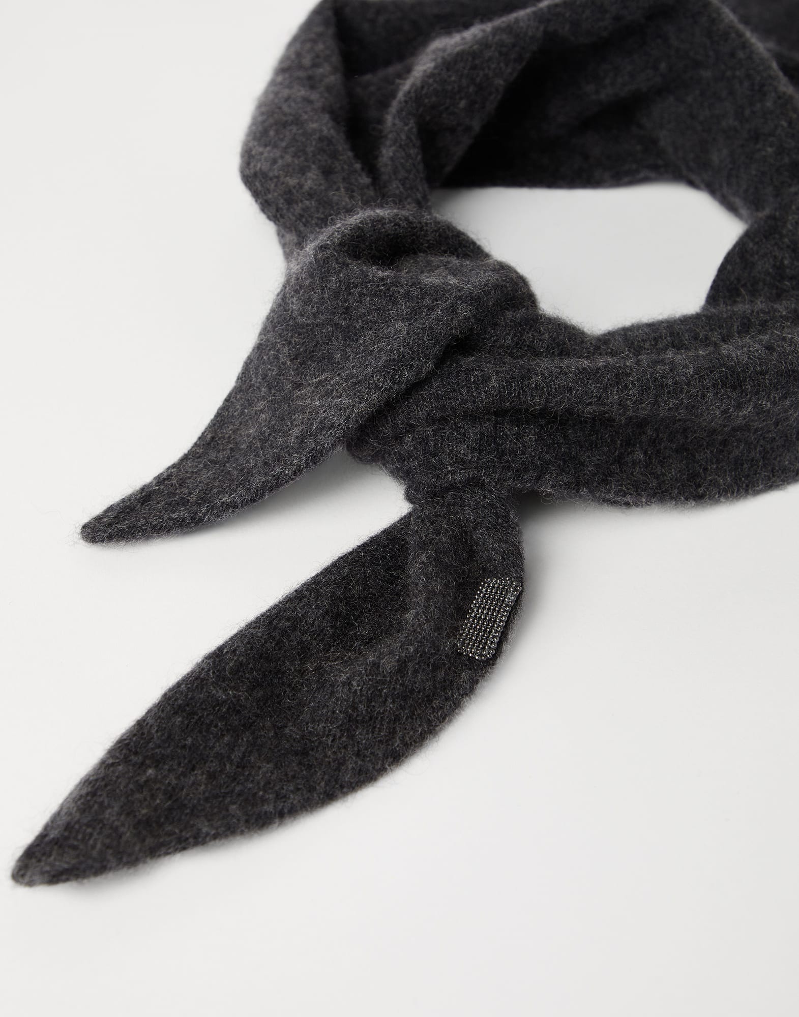 Cashmere foulard with monili - 2
